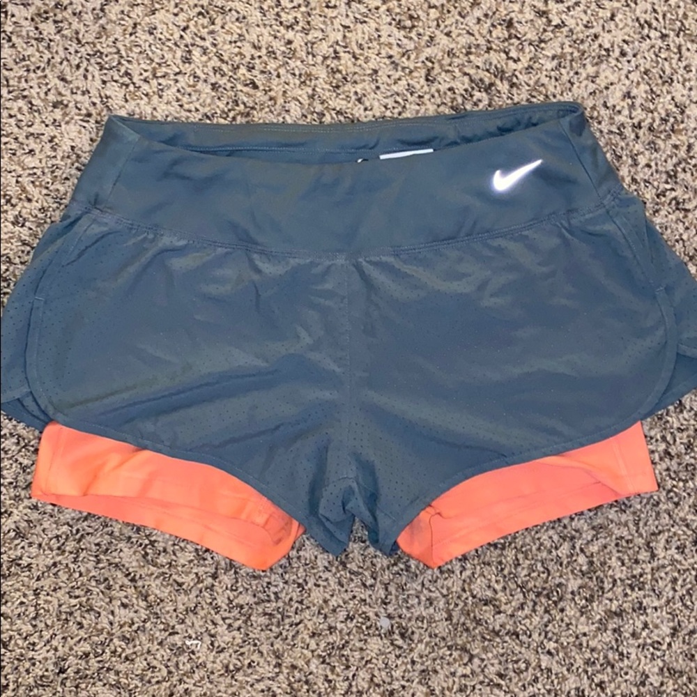 Nike shorts w spandex